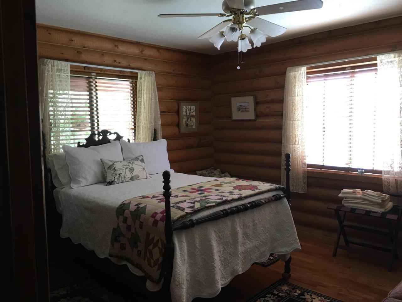 Canyon Wren Bed And Breakfast บลัฟฟ์ ภายนอก รูปภาพ