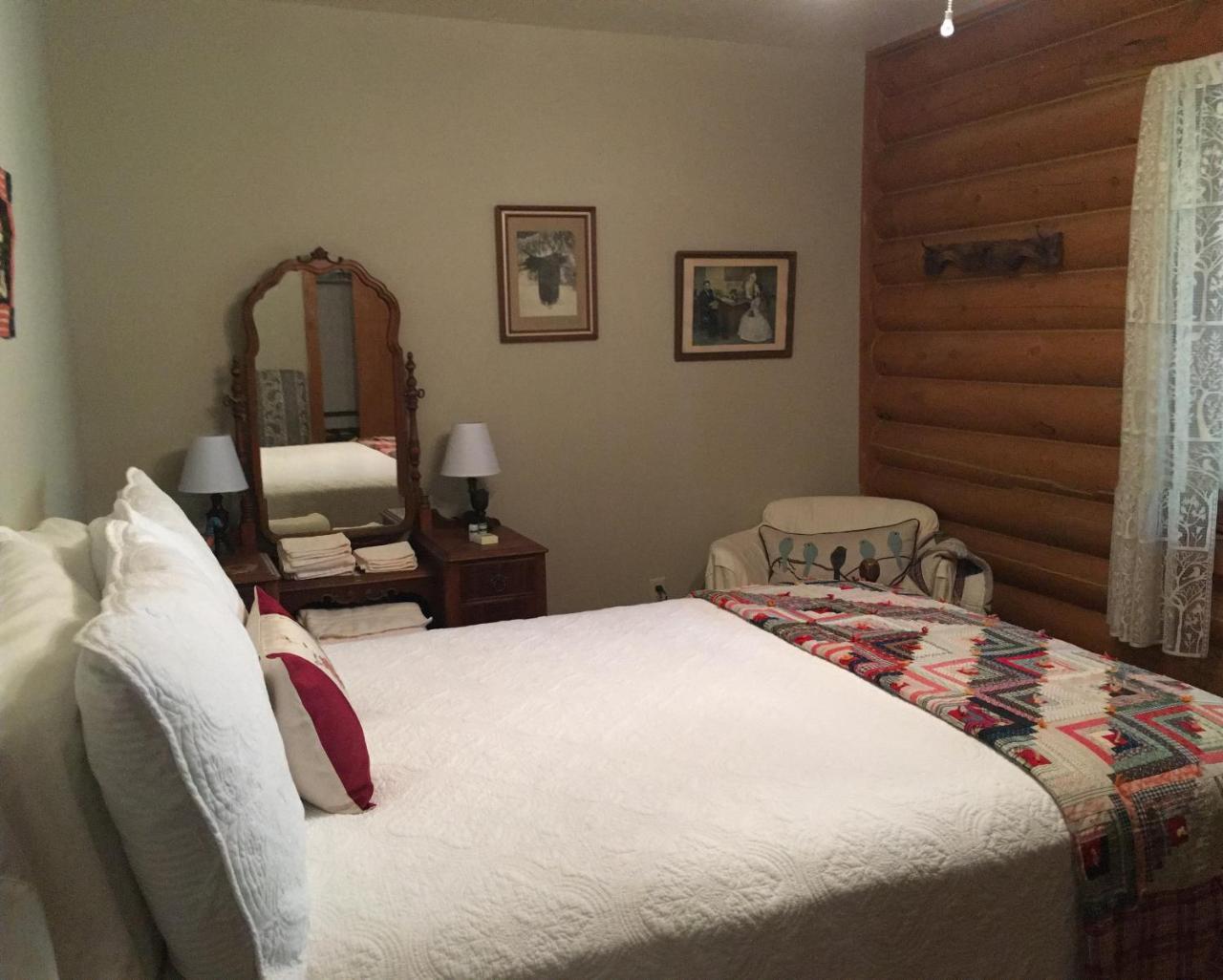 Canyon Wren Bed And Breakfast บลัฟฟ์ ภายนอก รูปภาพ