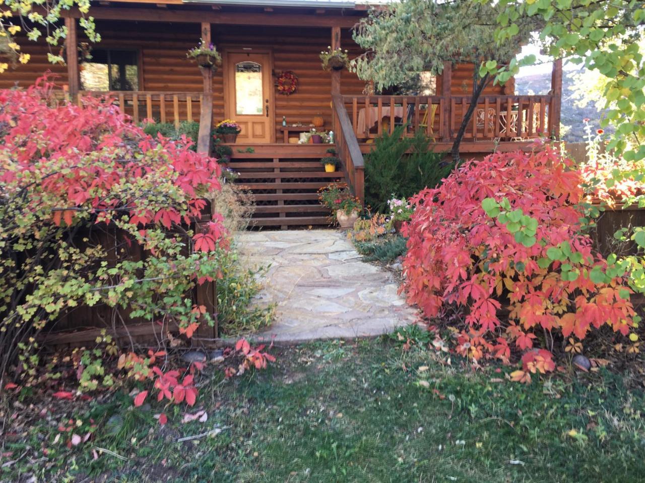Canyon Wren Bed And Breakfast บลัฟฟ์ ภายนอก รูปภาพ