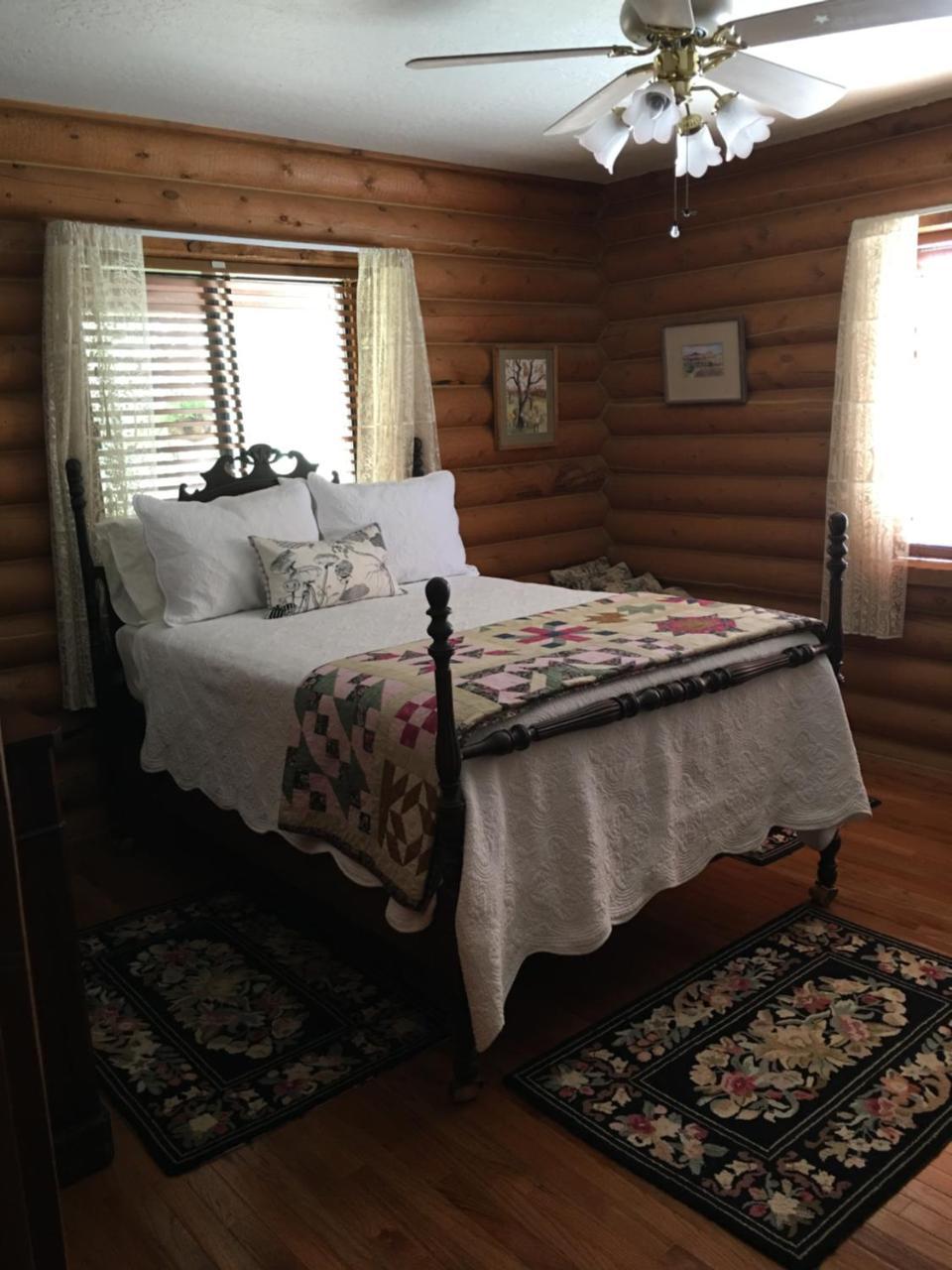 Canyon Wren Bed And Breakfast บลัฟฟ์ ภายนอก รูปภาพ